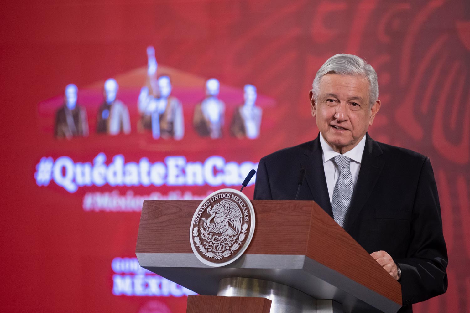 PRESIDENTE AGRADECE A CONNACIONALES ENVÍO HISTÓRICO DE REMESAS; GOBIERNO CORRESPONDERÁ CON APOYOS PARA LA ECONOMÍA POPULAR, AFIRMA