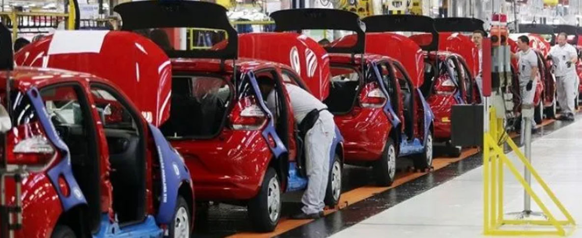 Sector automotor mexicano prevé caída de 28 % en autopartes y 35 % en ventas