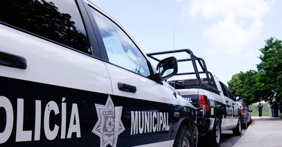 DETIENEN ELEMENTOS DE LA POLICÍA MUNICIPAL A PRESUNTO LADRÓN DE PLANTEL EDUCATIVO