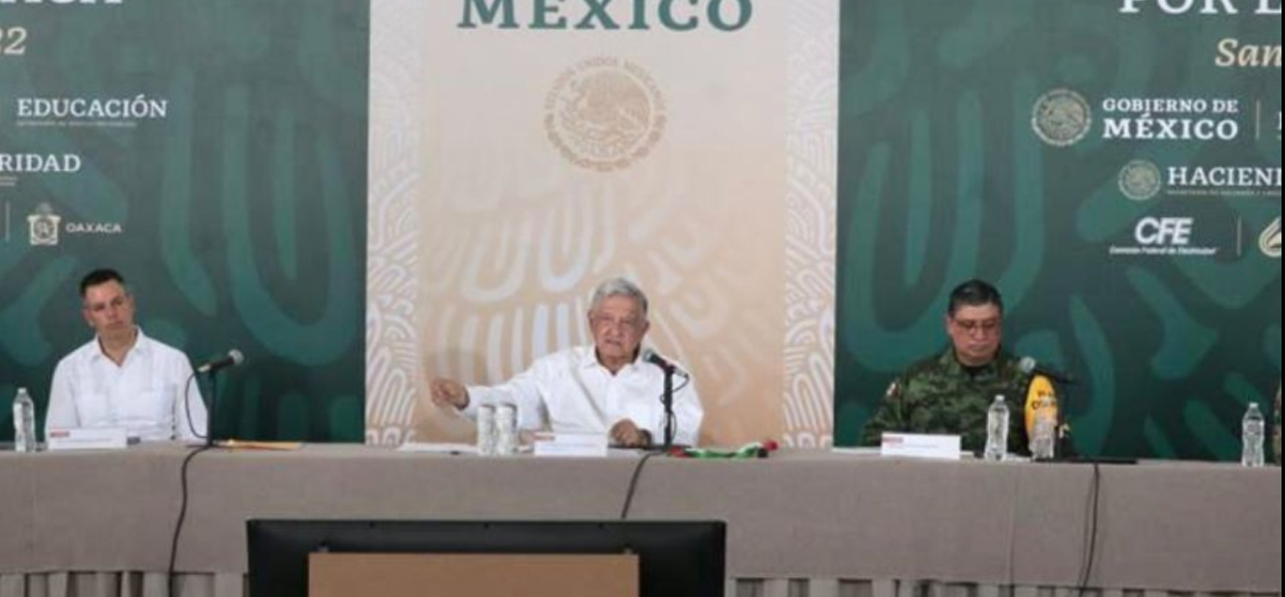 AMLO presenta plan de 6.5 mil mdp para Oaxaca tras daños de Agatha
