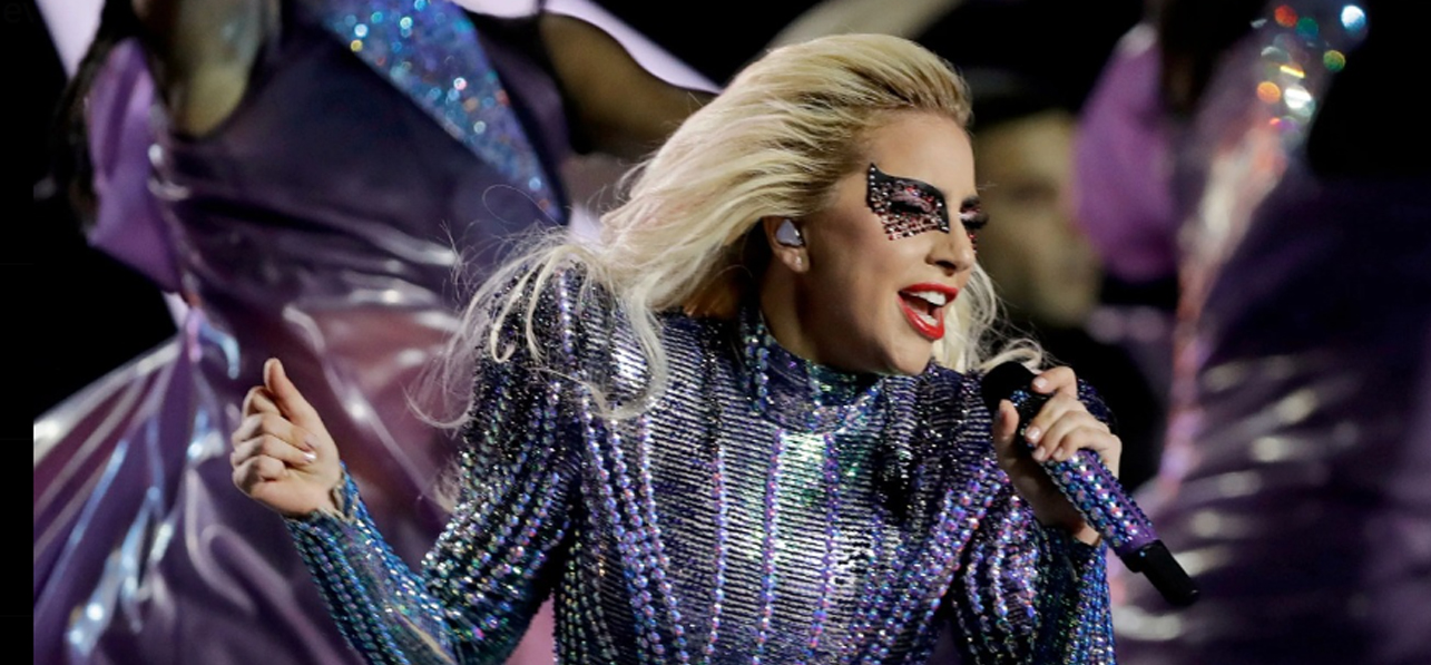 La razón por la que Lady Gaga contrató seguridad para el vestuario de su gira