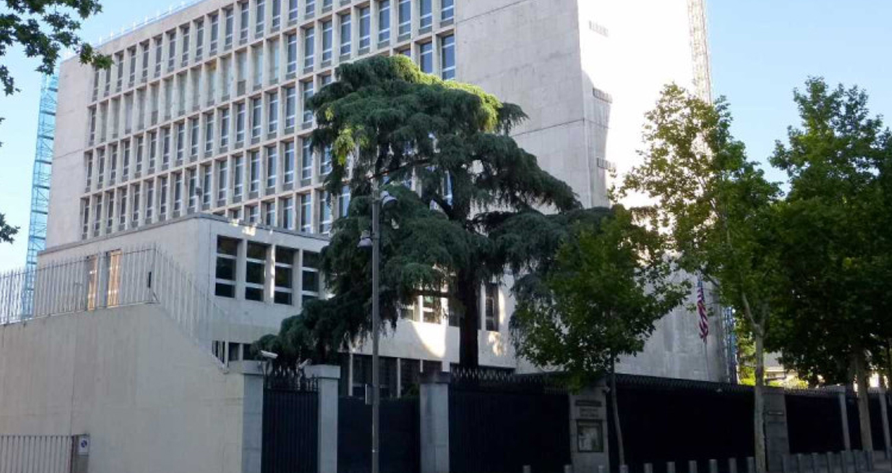 Hallan nueva carta bomba en la embajada de EU en España; acordonan la zona
