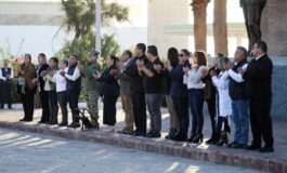 Con la participación de dependencias municipales, realiza Ayuntamiento de Guaymas primera ceremonia de izamiento de Bandera de 2023