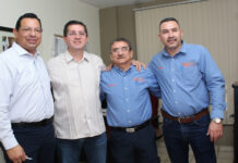 Elogia alcalde Elías Retes a maestros del SNTE 54 por su trayectoria de servicio