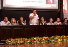 Felicita gobierno municipal por su disciplina a graduados de secundaria general 2