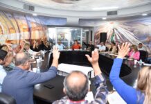 Autoriza Cabildo asignación de 5 autobuses para planteles escolares