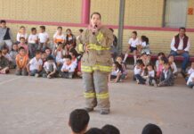 Reciben estudiantes plática de «emergencias y 911”