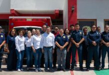 Ofrece Beto Vázquez apoyo total a los bomberos de Huatabampo