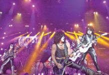 KISS vende catálogo musical; la empresa Pophouse lo adquirió