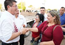 La comunidad de Nachuquis y comerciantes del tianguis se suman a Elías Retes