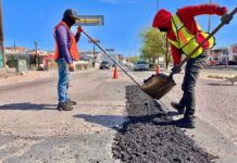Aprovechan buen clima para el bacheo de calles