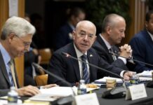 Reconoce Mayorkas «fallo» de seguridad durante atentado contra Trump