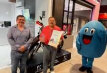 Gana Ramón López Motocicleta ITALIKA DM250.