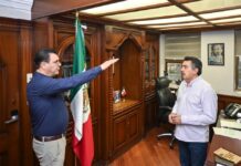 Toma protesta Alcalde Lamarque Cano a René Lucero Tapia como Director de Comunicación Social