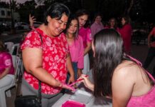 Huatabampo se Ilumina de Rosa por Mes de la Concientización sobre el Cáncer de Mama