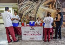 Llevan a palacio municipal campaña de vacunación contra la influenza y COVID-19