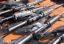 Examinará Corte de EU demanda contra armas