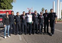 Reciben con algarabía a bomberos triunfadores en competencia latinoamericana