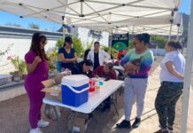 Brinda Ayuntamiento de Guaymas servicios médicos en Fraccionamiento Perla Marina.