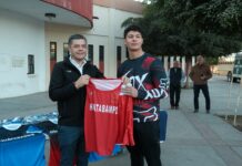 Viajan deportistas y atletas huatabampenses rumbo a la etapa estatal de los Juegos de la CONADE 2025