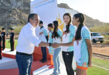 Reconoce Toño Astiazarán a deportistas representantes de Hermosillo en la etapa estatal de los Juegos Nacionales CONADE 2025