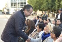Apoya Toño Astiazarán a red de bibliotecas públicas municipales con entrega de computadoras