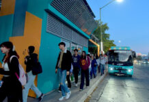 Da Alcalde banderazo de salida al HBus en su primer día de circulación