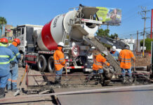 Avanza pavimentación de concreto en bulevar Colosio, como parte de la obra paso a desnivel