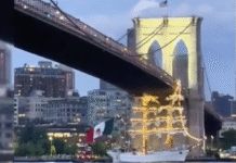 Buque escuela de la Armada de México choca contra el Puente de Brooklyn en Nueva York