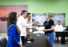 Acompaña presidente Javier Lamarque a delegados de la SCT y CAPUFE en entrega de permisos a transportistas