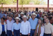 Entrega Alfonso Durazo apoyo a pequeños productores ganaderos de Huatabampo