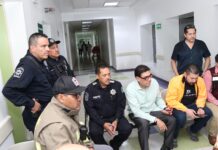 Reunión emergente realiza alcalde por inundación de hospital