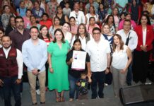 Entregan tarjetas de “Fortalecimiento Económico” en Nogales