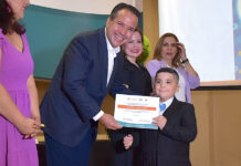 Reafirma Toño Astiazarán compromiso con la niñez hermosillense