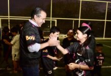 Beneficia Toño Astiazarán a familias de colonia Los Ángeles con cancha deportiva