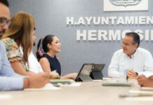 Atiende Toño Astiazarán a estudiantes de la UNISON para reforzar seguridad vial fuera del campus Hermosillo
