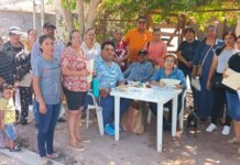 SINDICATURA ATENDIÓ A FAMILIAS DE LA COLONIA JAVIER LAMARQUE DE PUEBLO YAQUI