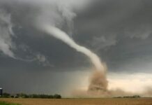 Alertan por posible formación de tornados en Chihuahua, Coahuila y Nuevo León