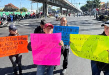 Protestan piperos por operativos de ‘huachicol’ de agua en Edomex