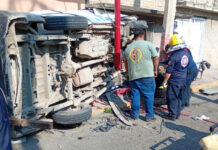 Suman ya 3 fallecidos tras choque de combi de pasajeros en autopista México-Puebla