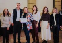 Reconocen Toño Astiazarán y Patty Ruibal a participantes de Una Mirada a la Discapacidad