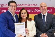 Recibe Ayuntamiento de Guaymas reconocimiento de la Guía Consultiva de Desempeño Municipal