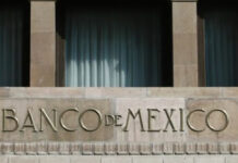 Banxico pausa baja en tasa de interés; la deja en 7.0%