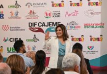 REAFIRMANDO SU COMPROMISO CON LAS FAMILIAS RINDE DIF CAJEME PRIMER INFORME