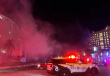 Controlan incendio en zona hotelera de Cancún; no reportan lesionados