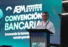 Insta titular de Hacienda a la banca a impulsar desarrollo