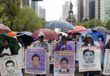 Por caso Ayotzinapa: detienen al director de tránsito de Iguala, vinculado con la desaparición de los 43 estudiantes