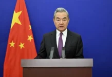 Año «crucial» para que avance relación entre economías de China y EU: Wang Yi