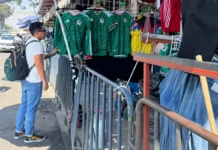 Pese a decomisos, hay gran demanda de mercancía pirata relativa al Mundial