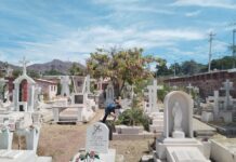 Avanza Ayuntamiento de Guaymas con limpieza de panteones previo al Día de las Madres